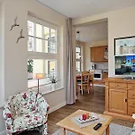 La 04 Apartman